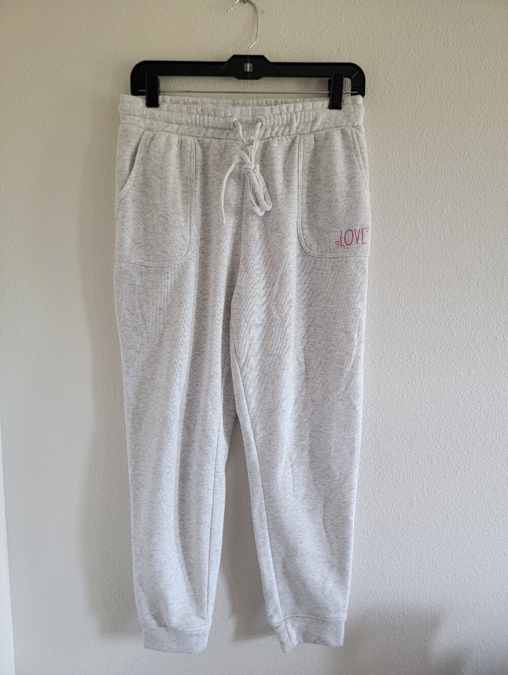 Rae Dunn LOVE Gray Heathered Pocket Jogger Sweatpants Size Medium